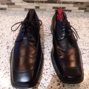 Mens dress shoes